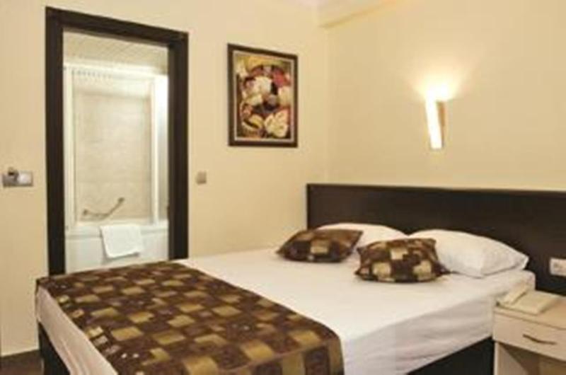 Kemalhan Beach Hotel Аланя Екстериор снимка