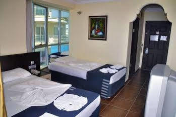 Kemalhan Beach Hotel Аланя Екстериор снимка