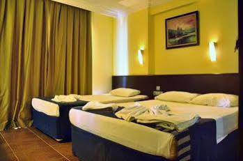 Kemalhan Beach Hotel Аланя Екстериор снимка